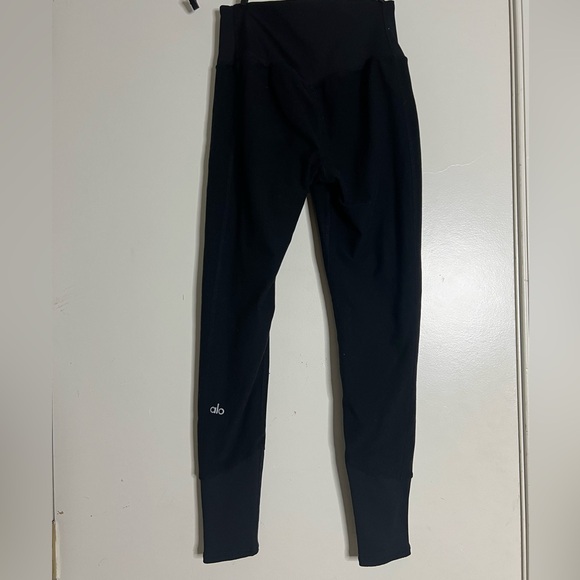 ALO Yoga Pants - Alo Black Leggings